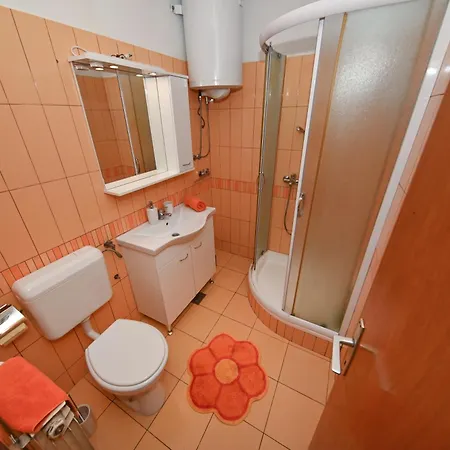Apartment Mara *