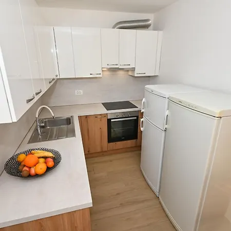 Apartment Mara *
